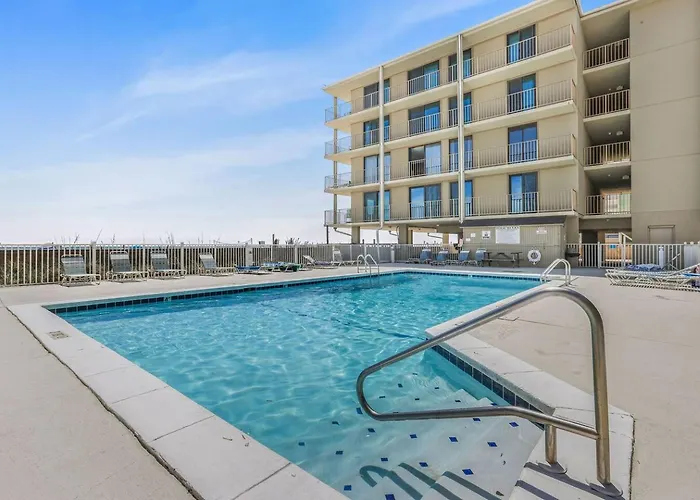 Beachfront Retreat, Private Access, Pool - With View And Balcony Apartment