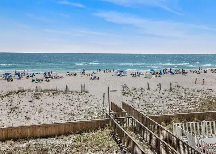 Apartment Beachfront Retreat, Private Access, Pool - With View And Balcony