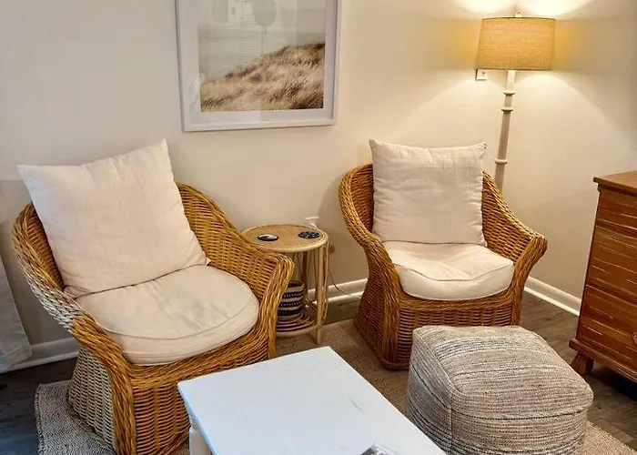 Beachfront Retreat, Private Access, Pool - With View And Balcony Gulf Shores