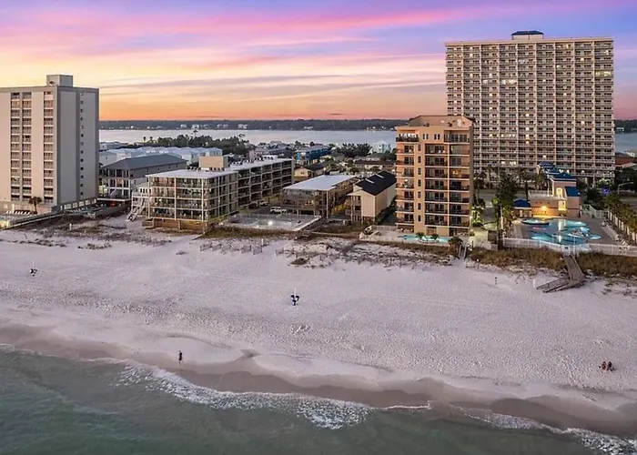 Apartment Beachfront Retreat, Private Access, Pool - With View And Balcony