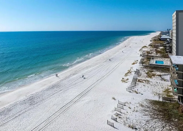Beachfront Retreat, Private Access, Pool - With View And Balcony Apartment *